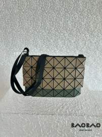 Picture of Issey Miyake Handbags _SKUfw219550740fw